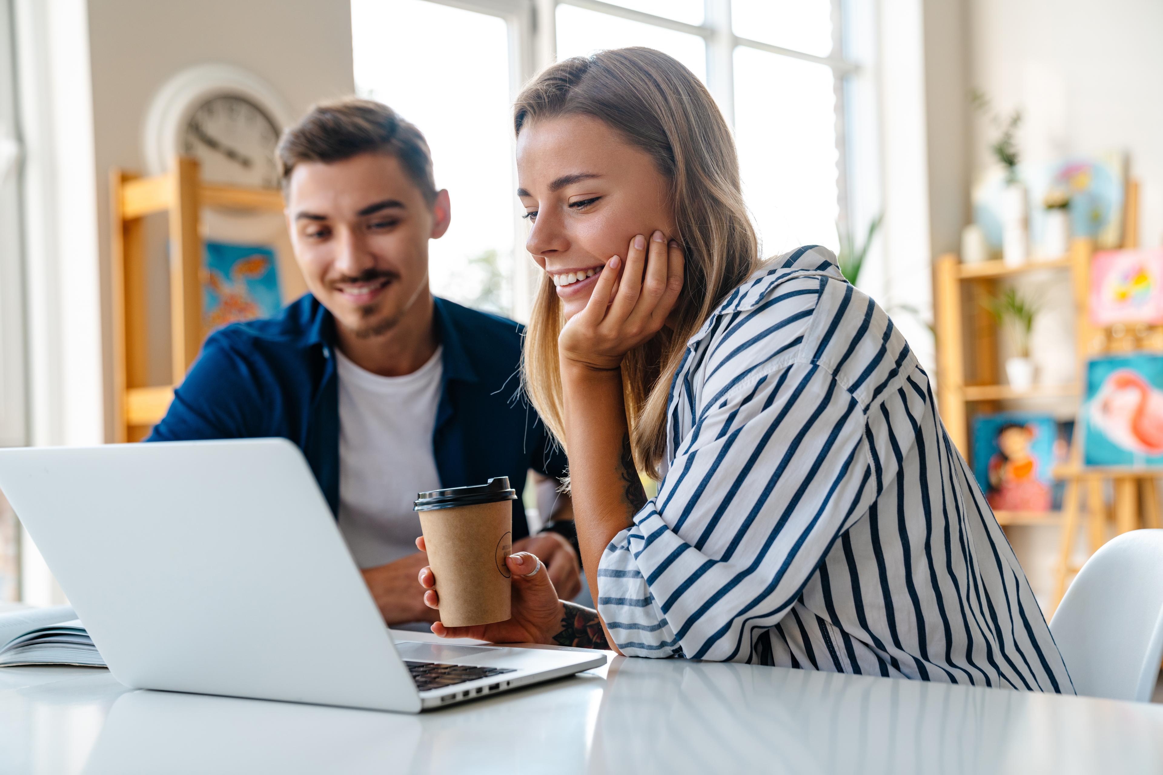 couple filing taxes remotely together